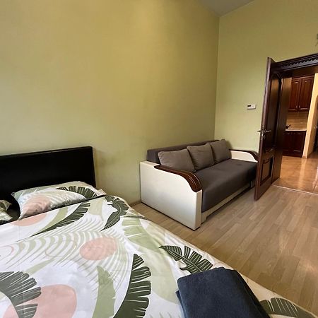 Medova Apartments Lviv Eksteriør billede